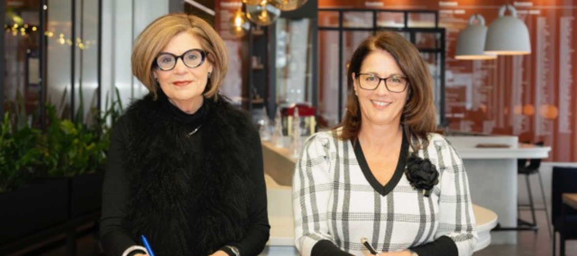 Photo | Liza Frulla, directrice générale de l’ITHQ et Marie-Josée Gouin, présidente-directrice générale du CARTV (crédit photo : CARTV)